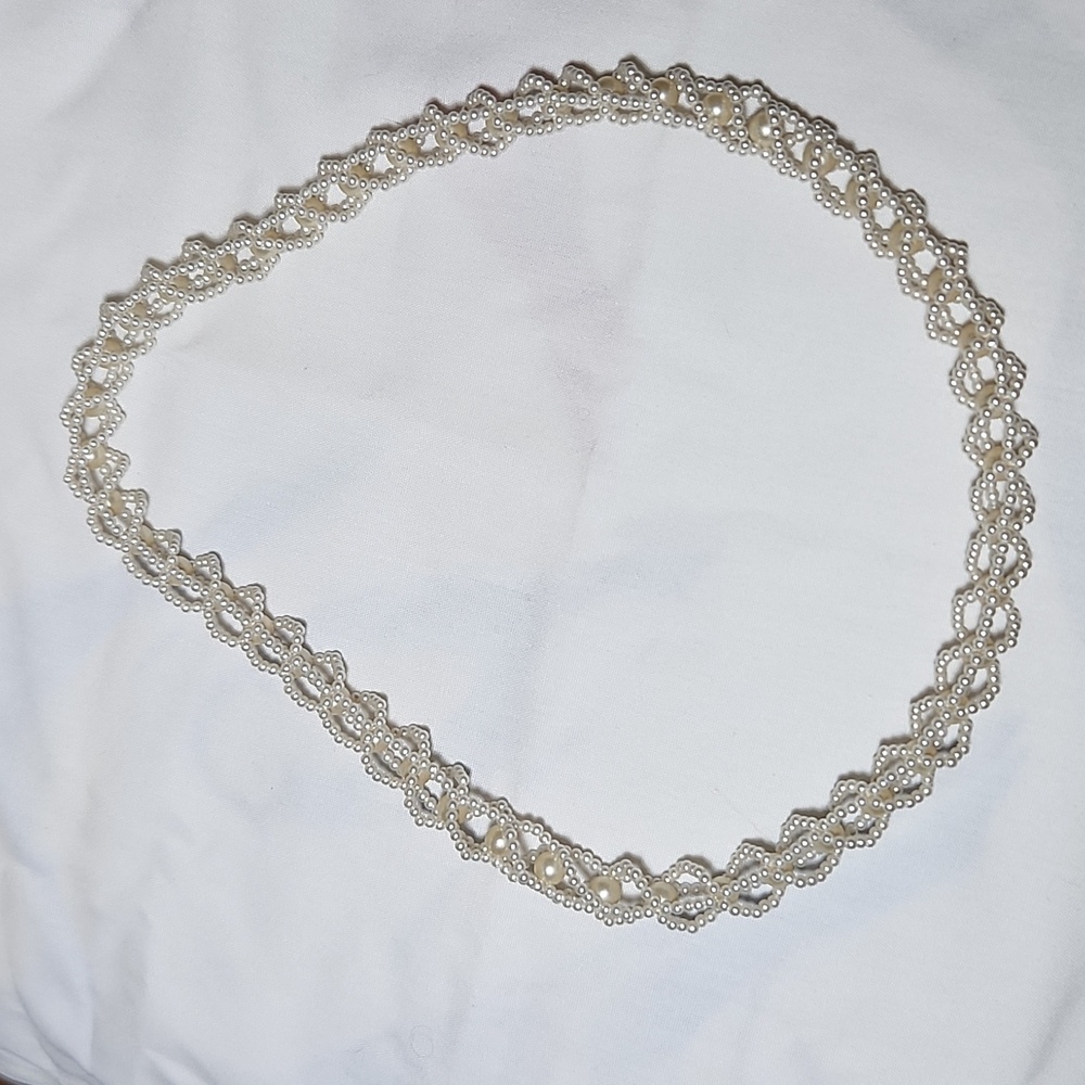 VINTAGE Coustume Jewelry Larger Pearl Wraped in Smaller Pearl Twisted Necklace - Picture 5 of 5